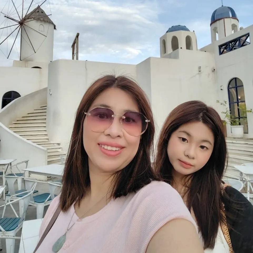 Teh Soon Cheng (Mother) & Shyevin Lau (Daughter)